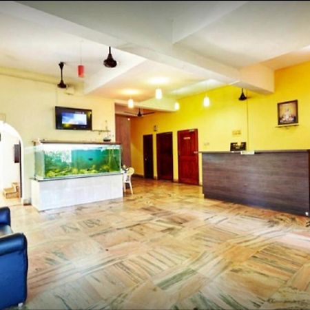 Collection O 45765 Xavier Beach Resort Кандолім Екстер'єр фото